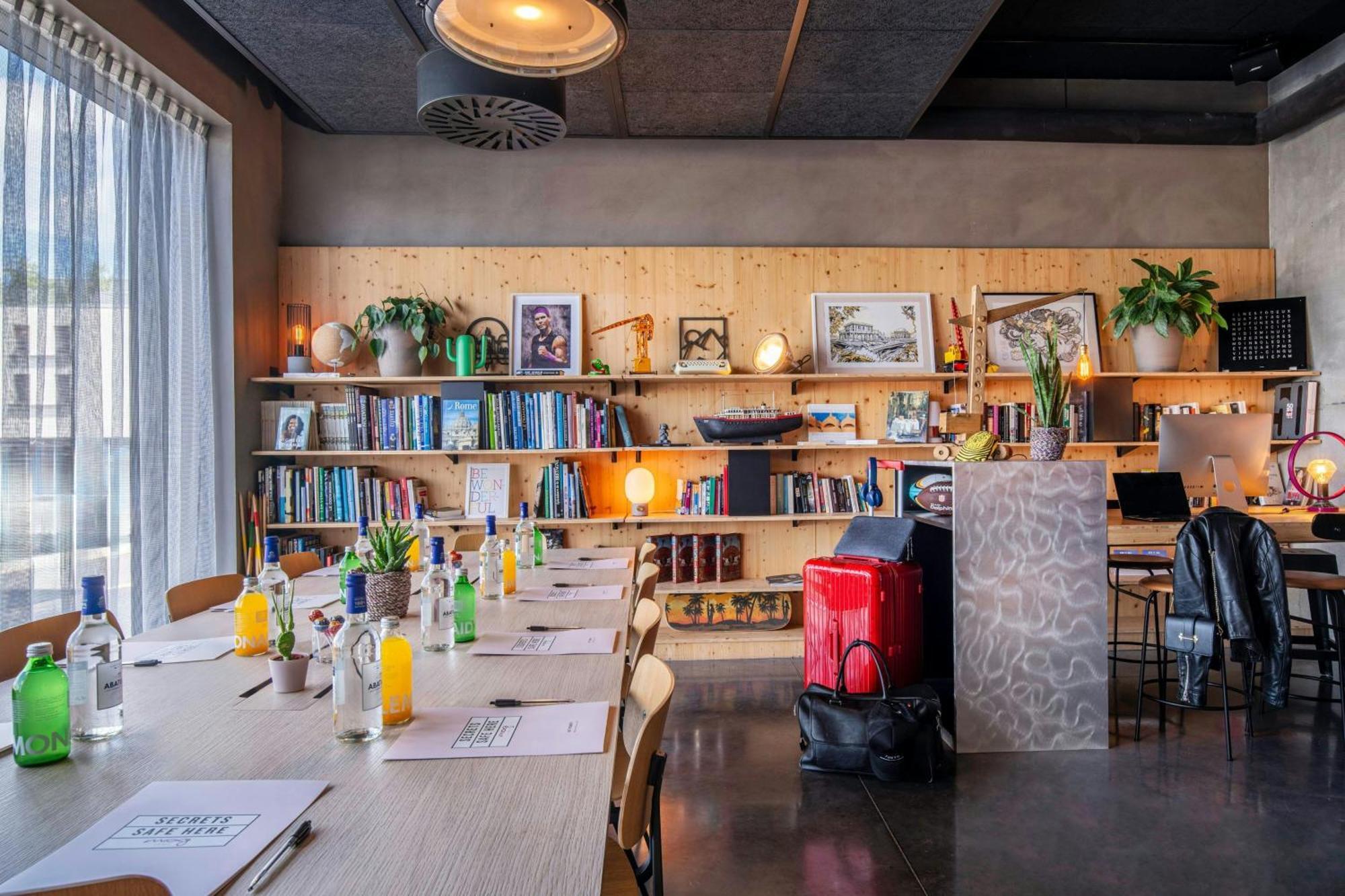 Hotel Moxy Bordeaux Zewnętrze zdjęcie