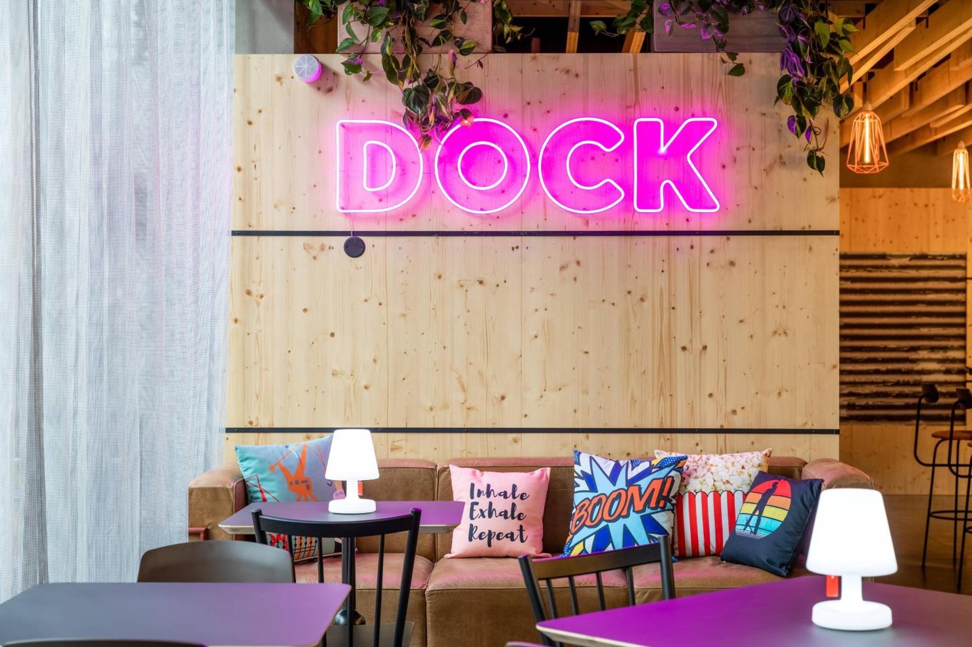 Hotel Moxy Bordeaux Zewnętrze zdjęcie