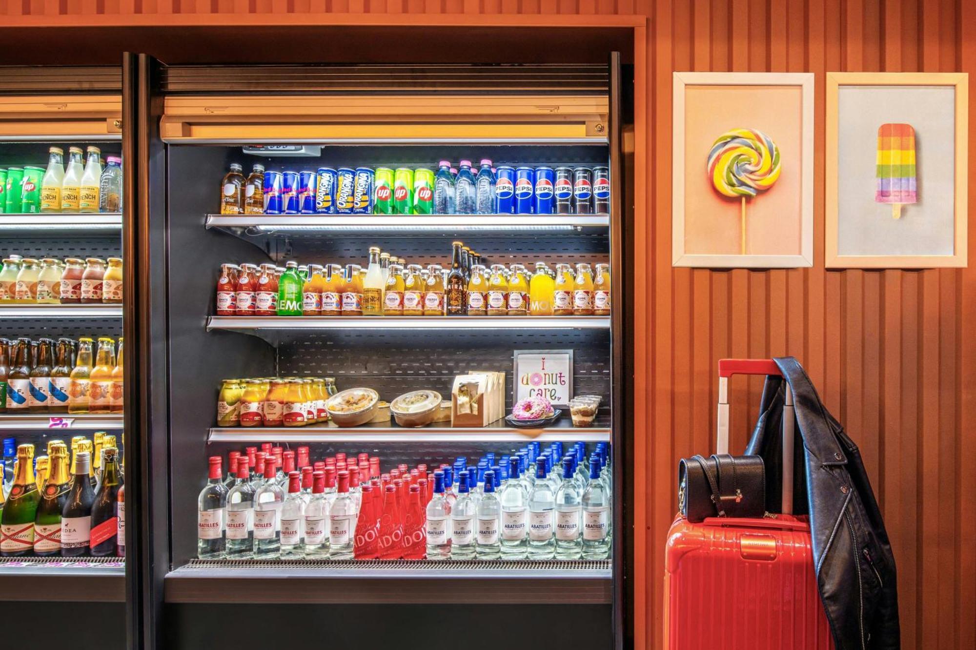 Hotel Moxy Bordeaux Zewnętrze zdjęcie