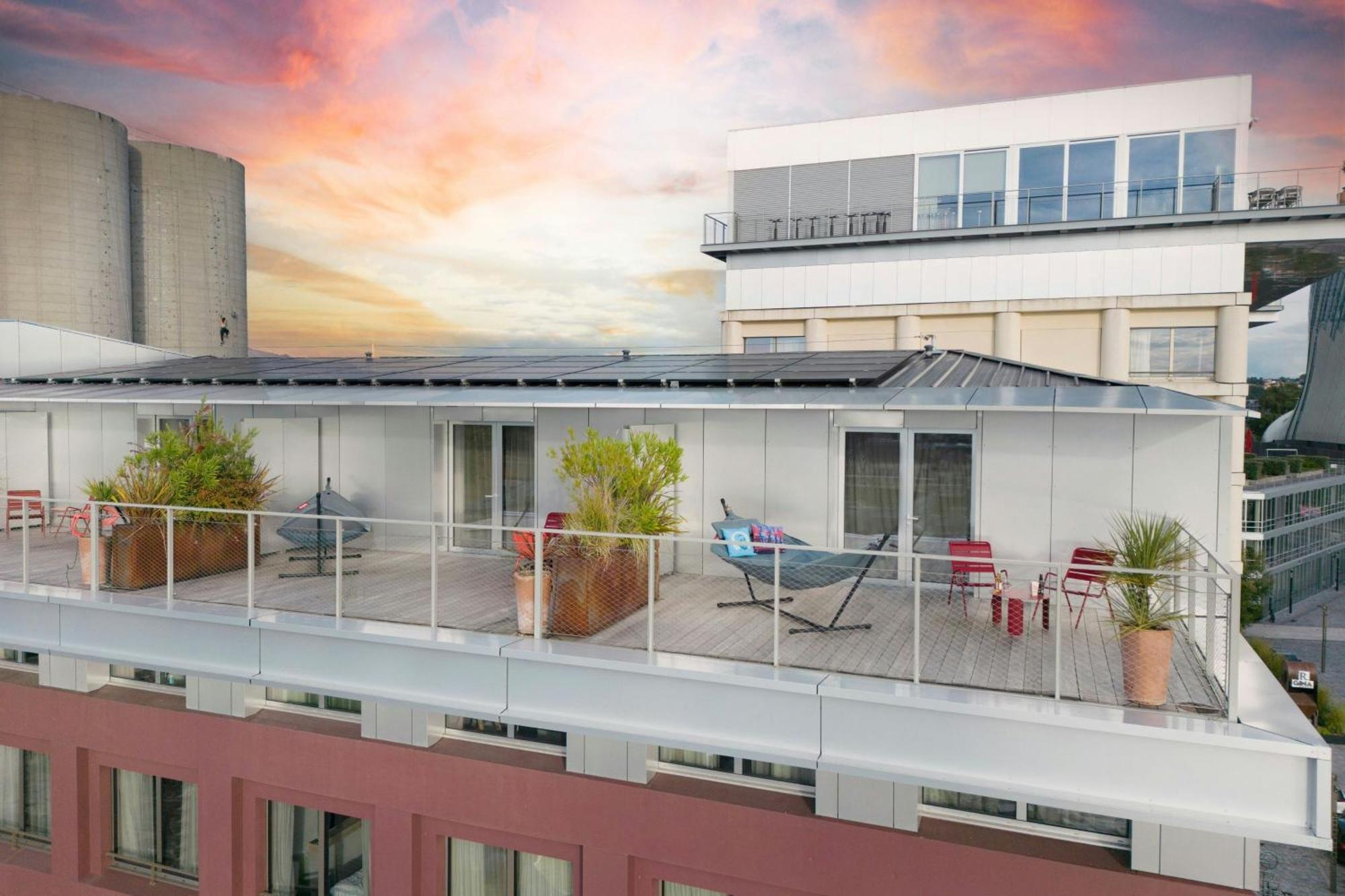 Hotel Moxy Bordeaux Zewnętrze zdjęcie